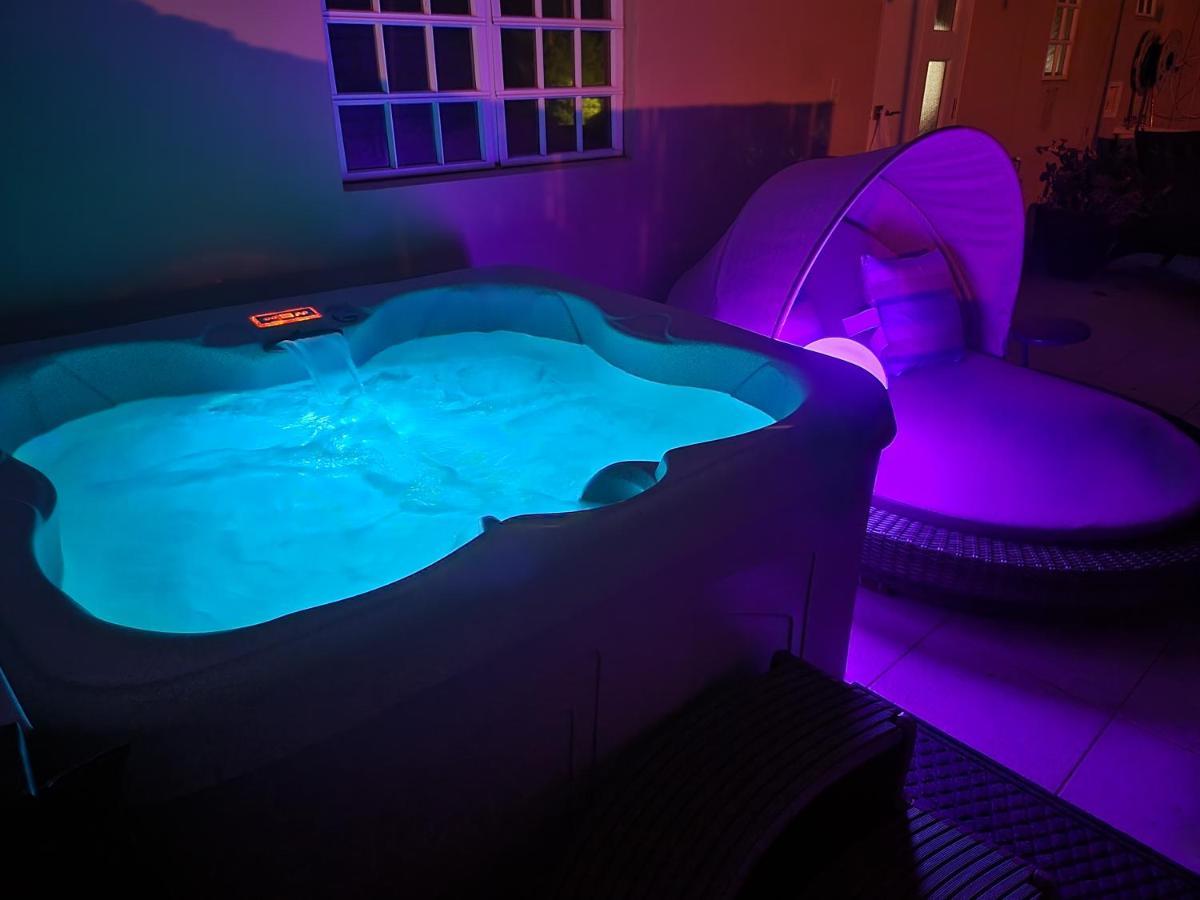 Luxury Retreat With Private Jacuzzi And Mountain Views Free Parking Daire Ponce Dış mekan fotoğraf