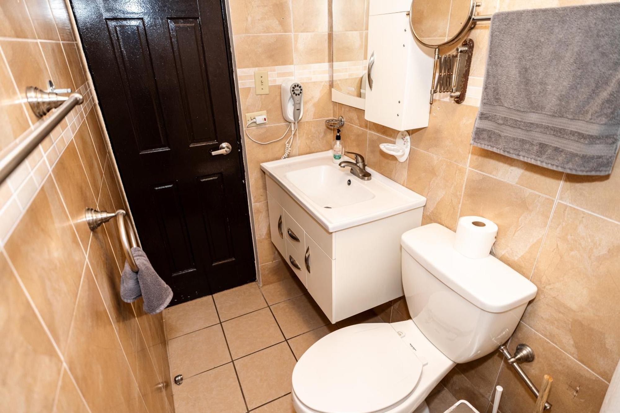 Luxury Retreat With Private Jacuzzi And Mountain Views Free Parking Daire Ponce Dış mekan fotoğraf