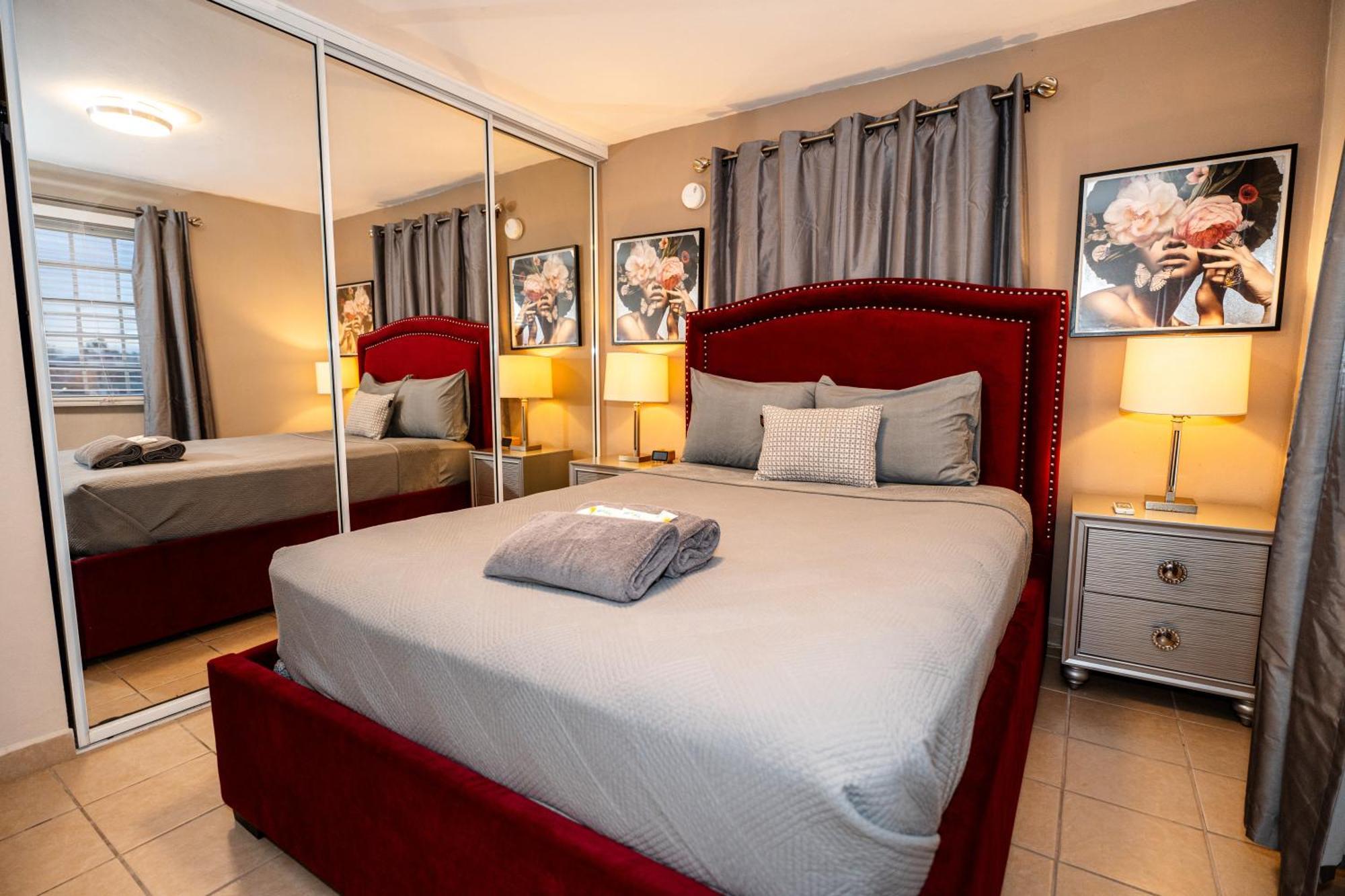 Luxury Retreat With Private Jacuzzi And Mountain Views Free Parking Daire Ponce Dış mekan fotoğraf